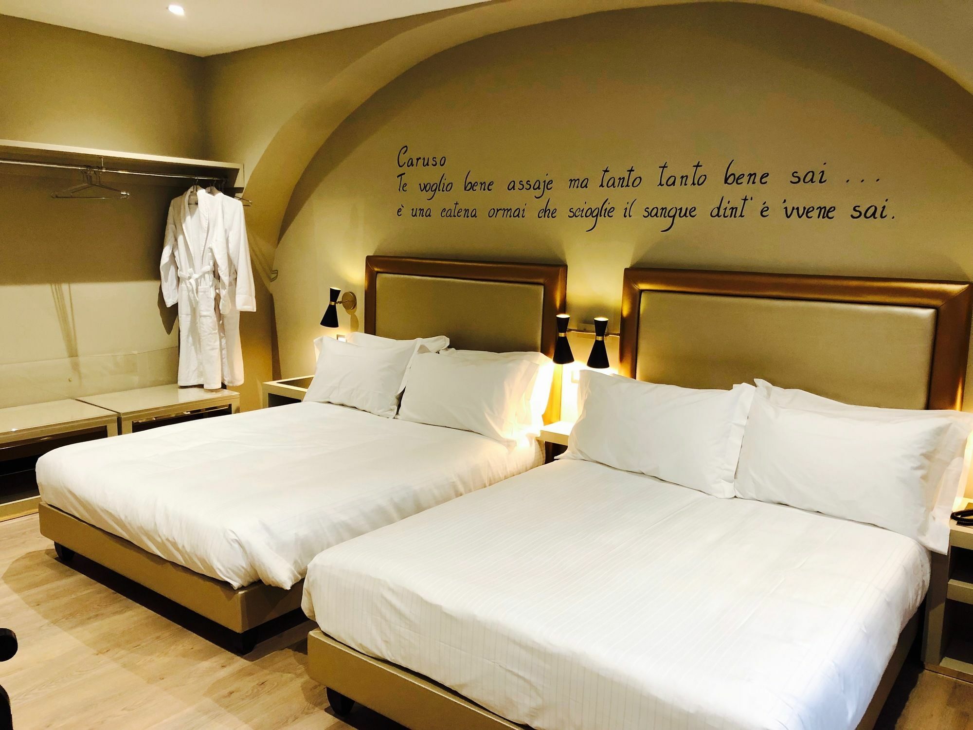 Caruso Place Boutique & Wellness Suites Nápoly Kültér fotó